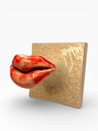 Detailed view of a unique ceramic lips hook for clothes showing textured artisanal finish and Kannyu technique, 10x10cm